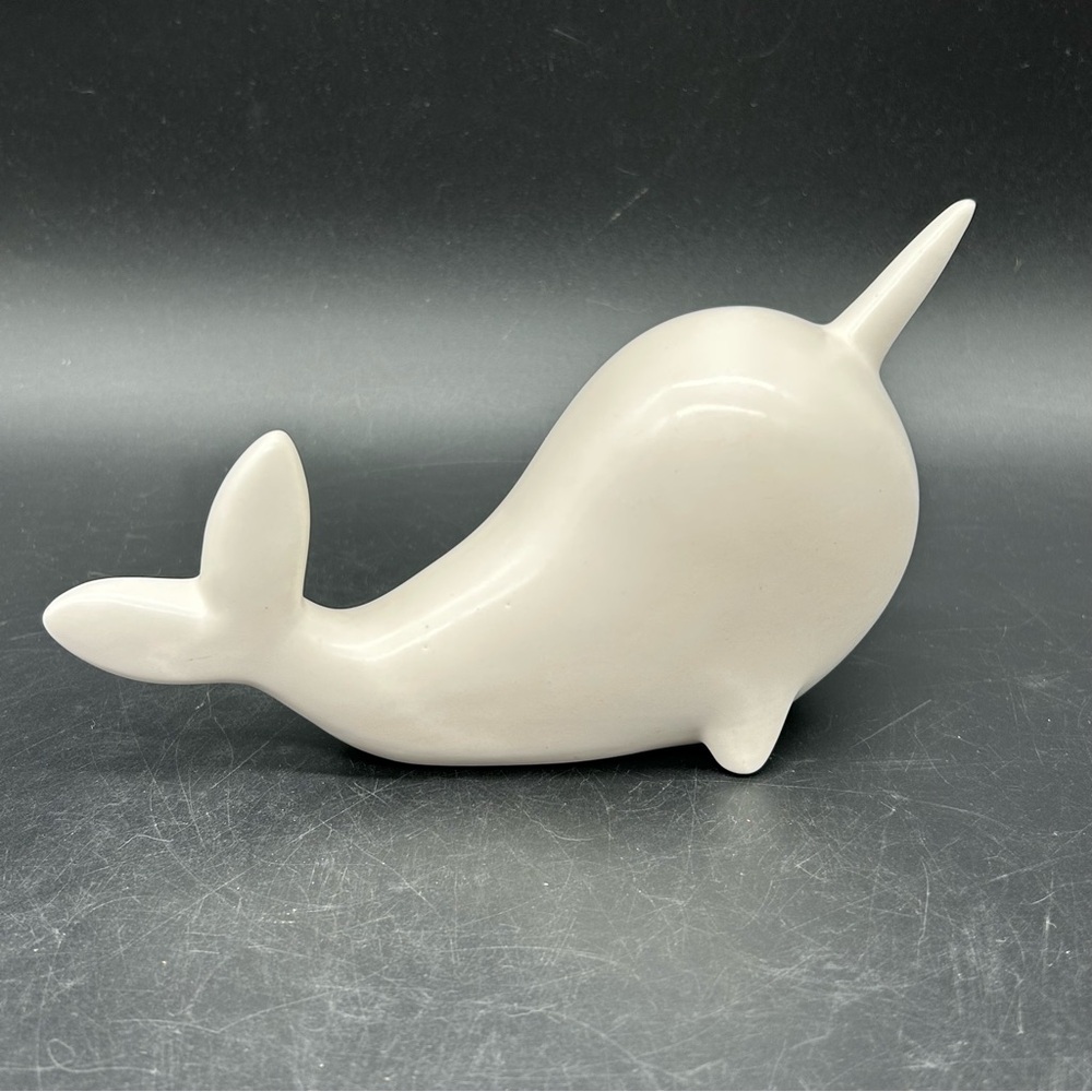 White Ceramic Narwhal Figurine 7” White Whale Sculpture (Bjml)